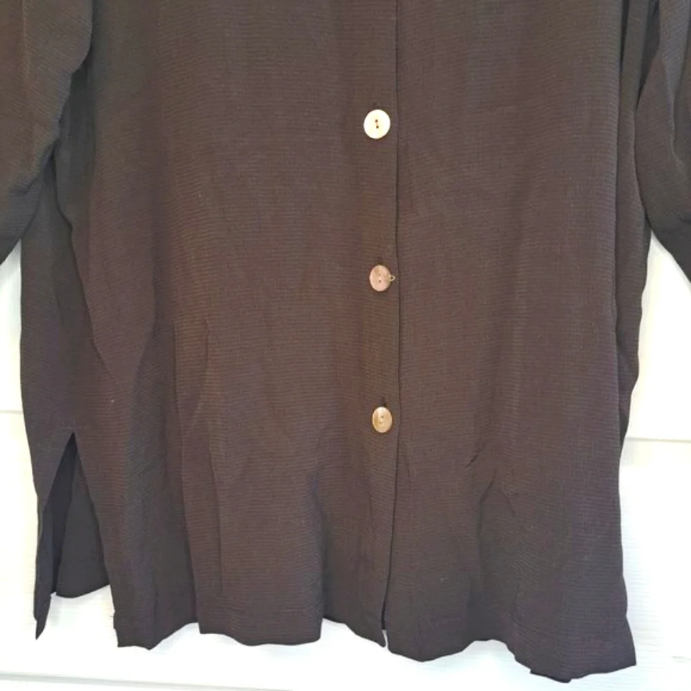 Lord & Taylor Brown Black Button-Down Lightweight Blouse Size Medium